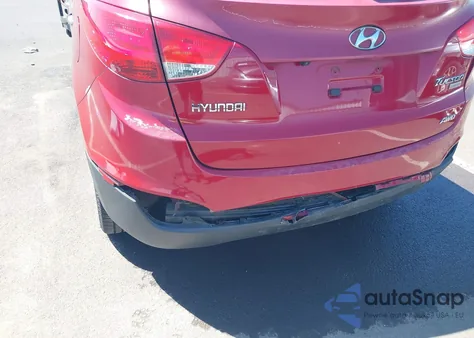 2010 Hyundai Tucson Limited from USA, damaged, VIN KM8JUCAC0AU042015